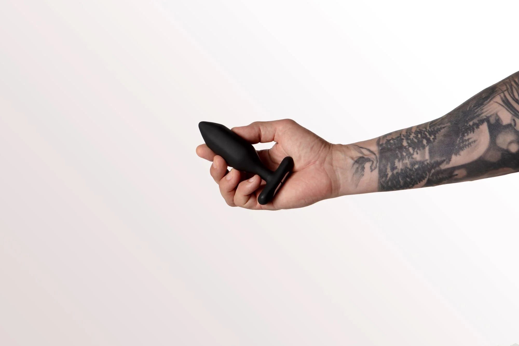 Onyx Butt Plug Vibrator by Je Joue- The Nookie