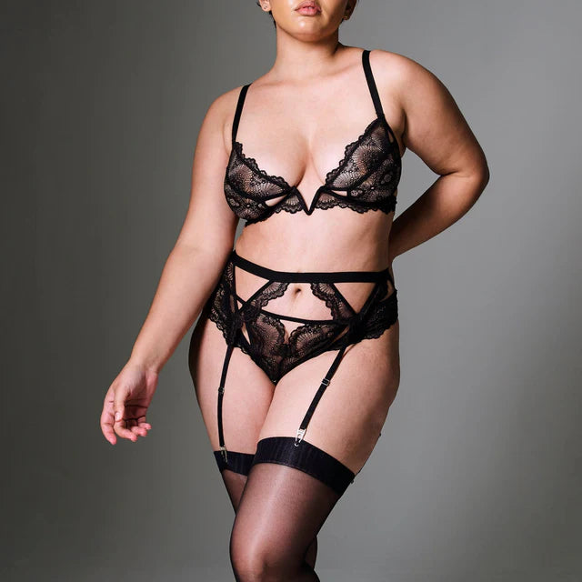 Kane Garter with Removable Choker Lingerie by Thistle & Spire- The Nookie