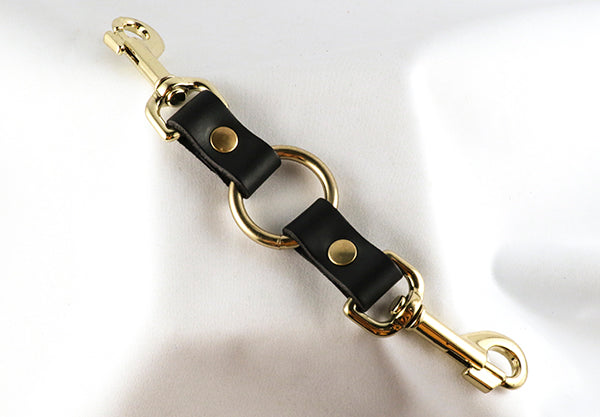  Black & Brass Two-Way Connector Kink by Aslan Leather- The Nookie