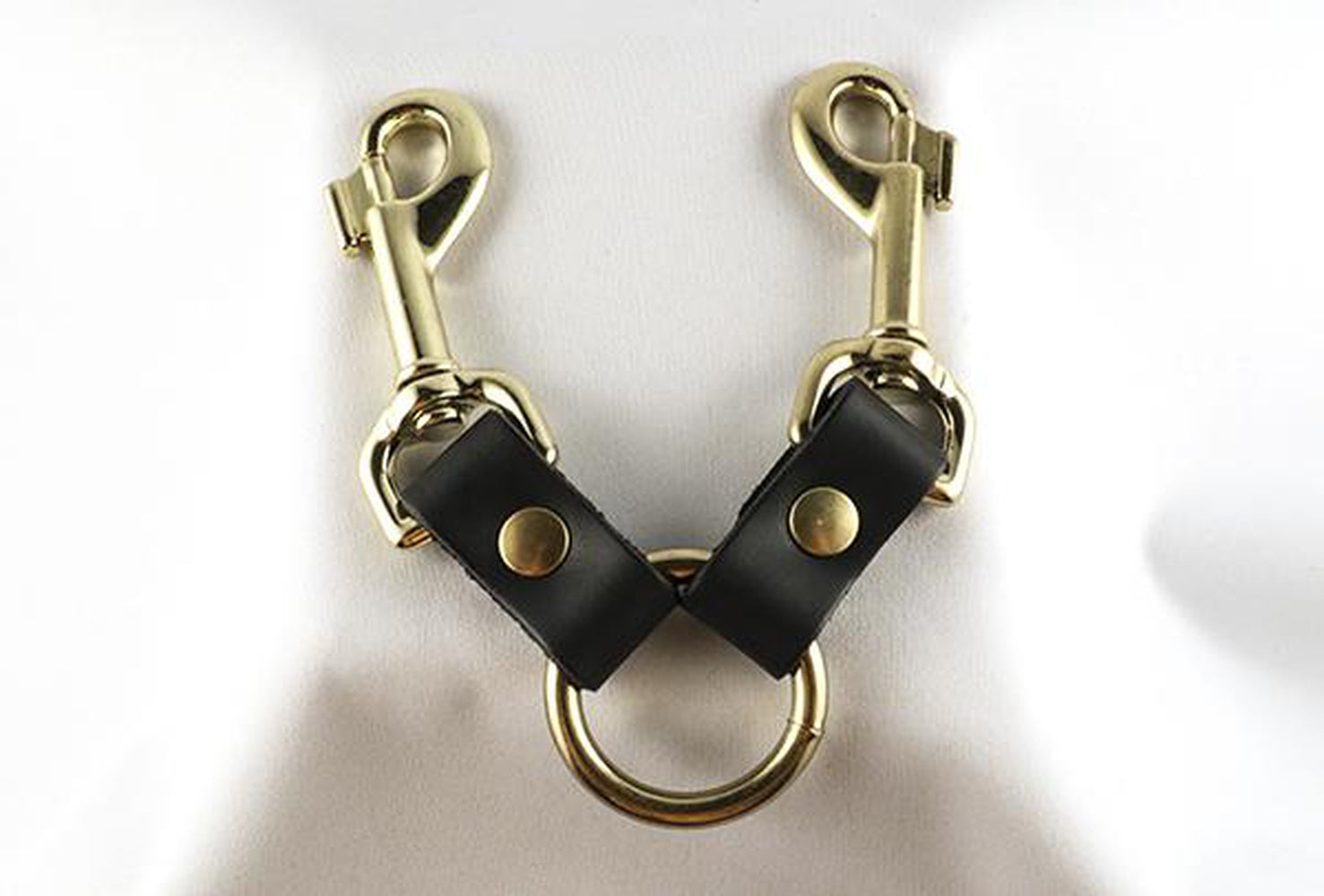  Black & Brass Two-Way Connector Kink by Aslan Leather- The Nookie